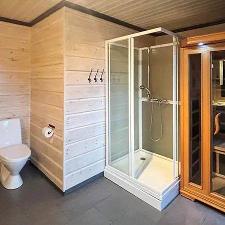 Feriehus 9 Person In *
