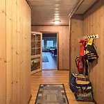 Semesterbostad 9 Person In